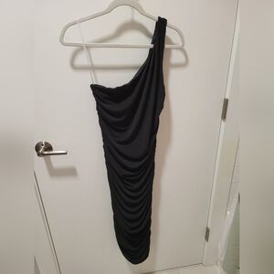 Lulu's One Shoulder Dress s. L